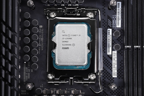 Hothotレビュー】5万円台の新定番、それがCore i5-13600K！強力な性能