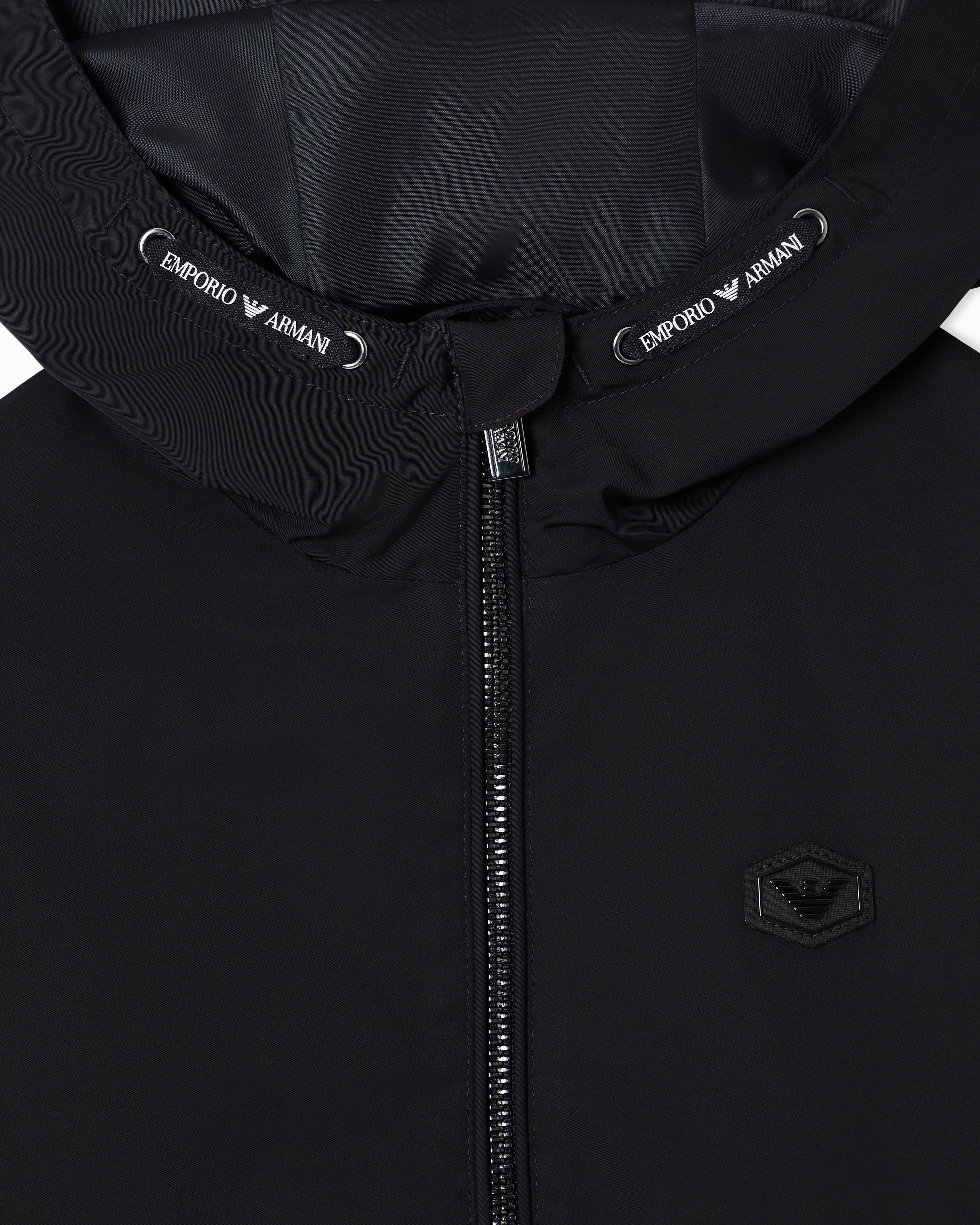 フード付きジャケット 撥水加工ナイロン ロゴパッチ | Emporio Armani