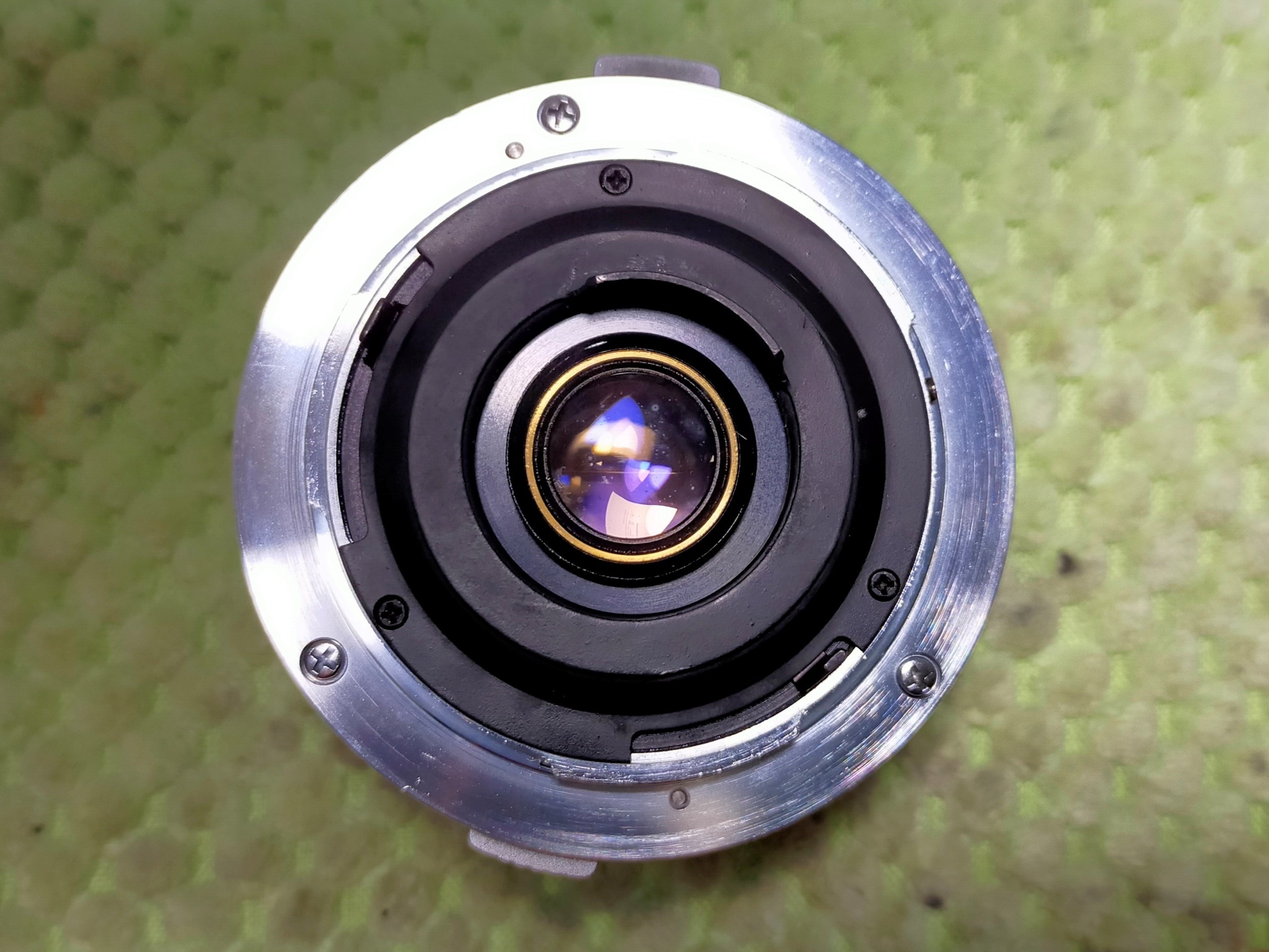 OLYMPUS OM-SYSTEM 28mm F/3.5の分解｜フィルムカメラ修理のアクアカメラ