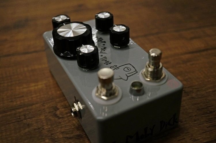 2399ディレイをテープエコートーンに。ディレイチップの限界に挑戦した