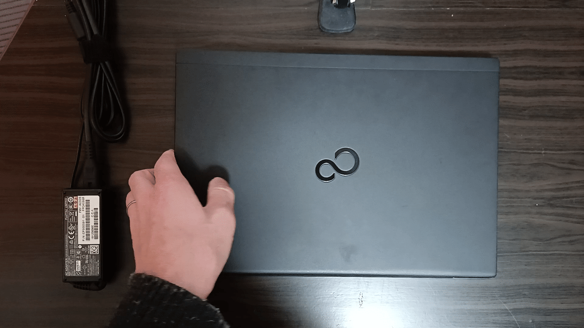 迷っている時が楽しい！1万円台後半で購入【第8世代Core-i7 メモリ16GB