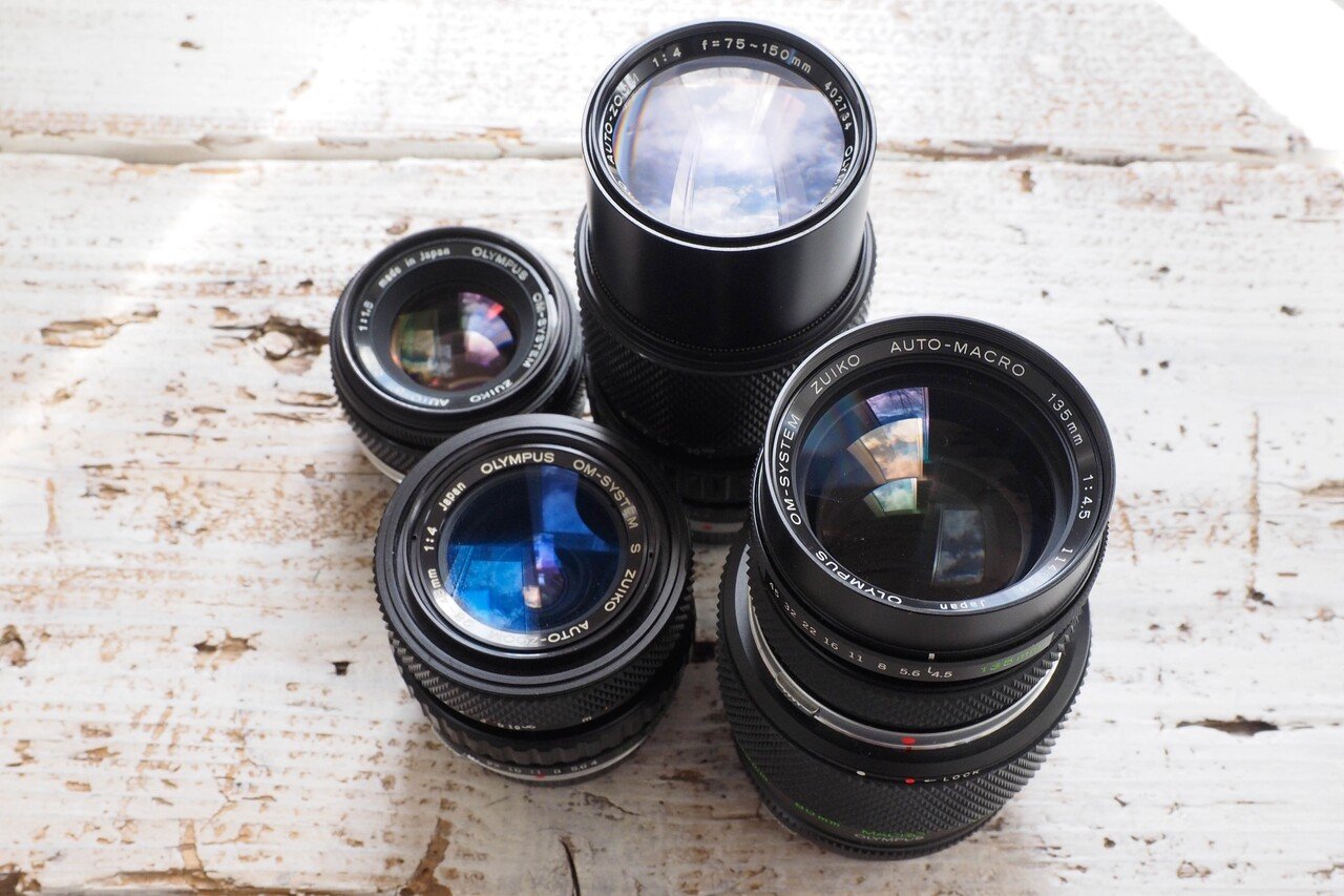 こんなの持ってたんだ OLYMPUS ZUIKO MACRO 135mm 1:4.5 + α6400｜at.k
