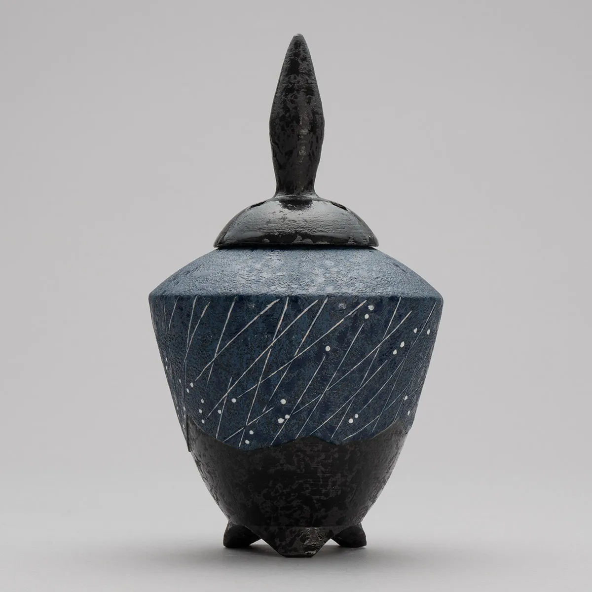 紺青彩零雨文香炉 | ARTerrace
