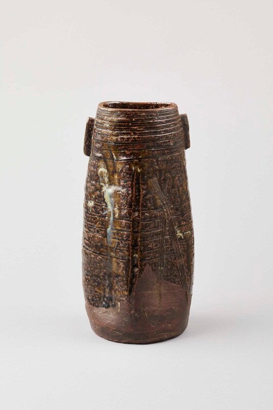 開幕】「花器のある風景」泉屋博古館東京で3月16日まで 華道や茶道に