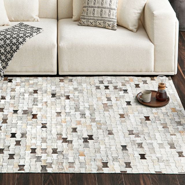 000000000215-01.jpg?size=m&w=