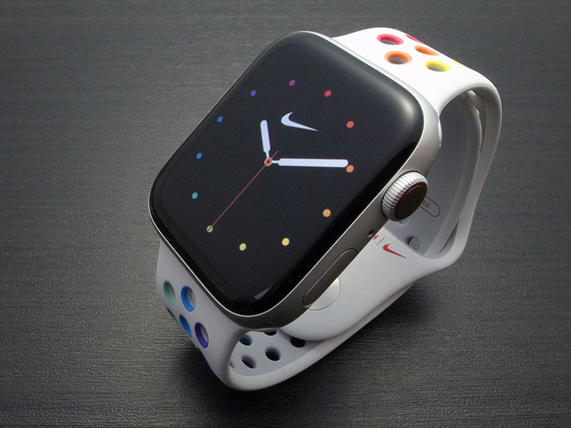 レビュー】Apple Watch プライドエディション スポーツバンドとNike