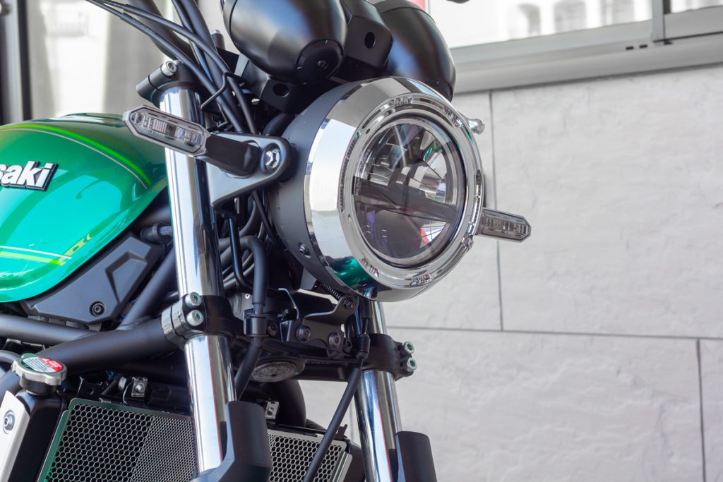 Z650RS専用ヘッドライトコンバージョンキット受付開始！ | motofellow