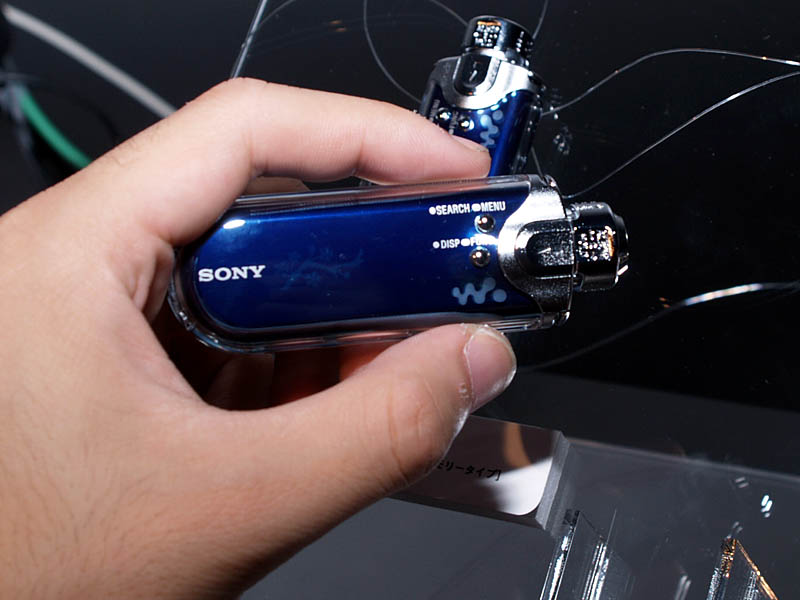 ソニー、スティック型ウォークマンの新モデル