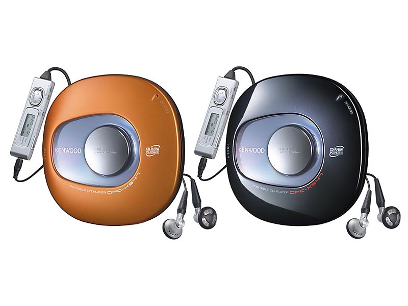 ケンウッド、クリアパネル採用のポータブルCDプレーヤー