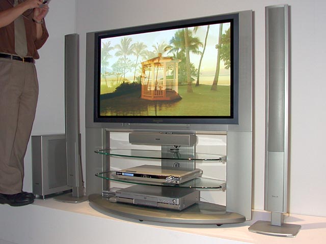 松下、地上波EPG搭載の42V/37Vチューナ内蔵プラズマテレビ