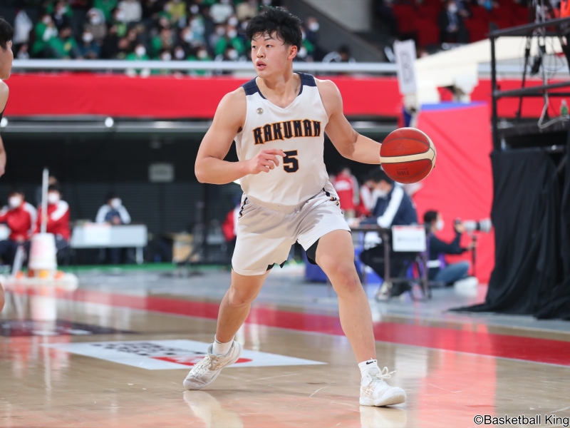 洛南が県立高岡工芸に69点差の大勝…星川開聖がダブルダブル達成