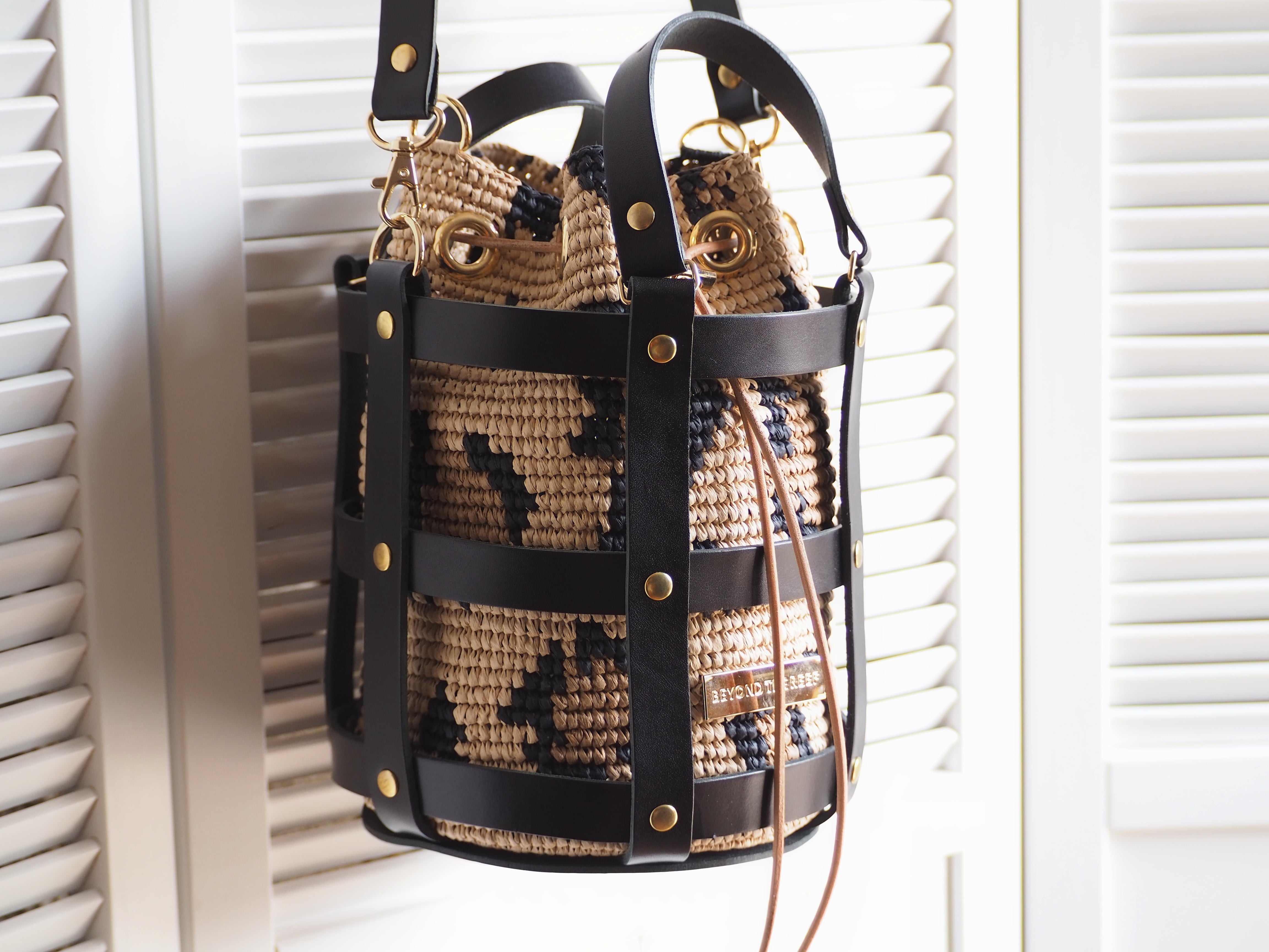 プチレザーバスケット Leopard 巾着 – BEYOND THE REEF