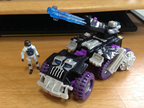 カラーリングで魅力倍増！『ブラストチャージ（ユニバース）』 | DDMTF