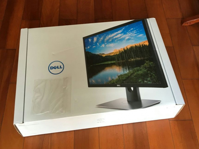 DELL、30インチ/WQXGAのプロフェッショナル向け液晶モニター『UP3017