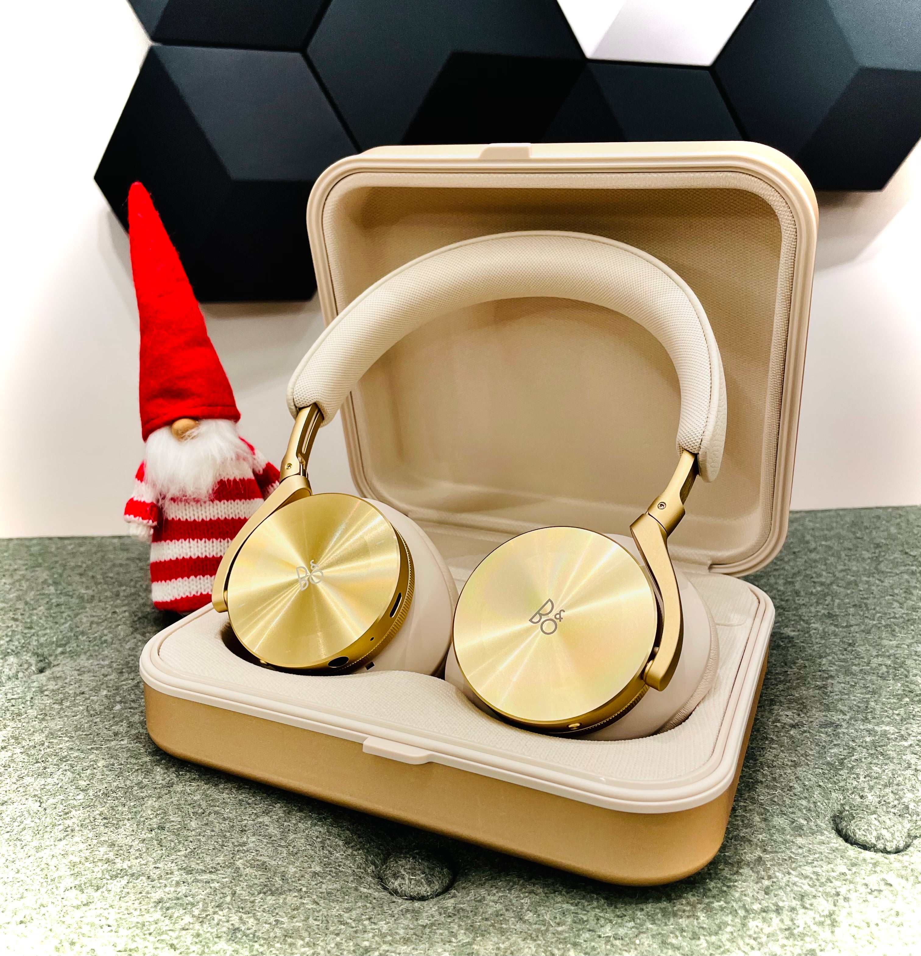 Beoplay H95 Gold Tone】12月17日新発売