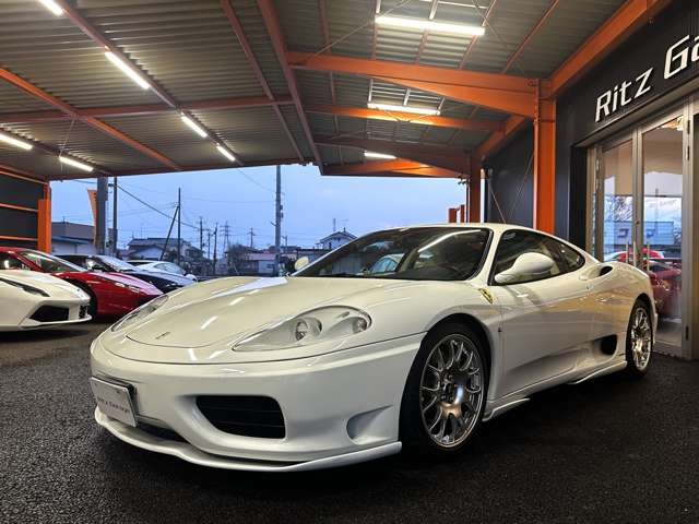 フェラーリ360モデナ ホワイトボディセット（未塗装）京商 1/27