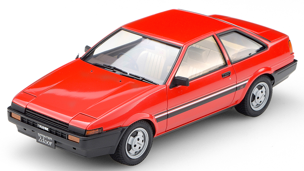 キャビン移植テクに注目！アオシマ製プラモ「AE86トレノ」を2ドアXL