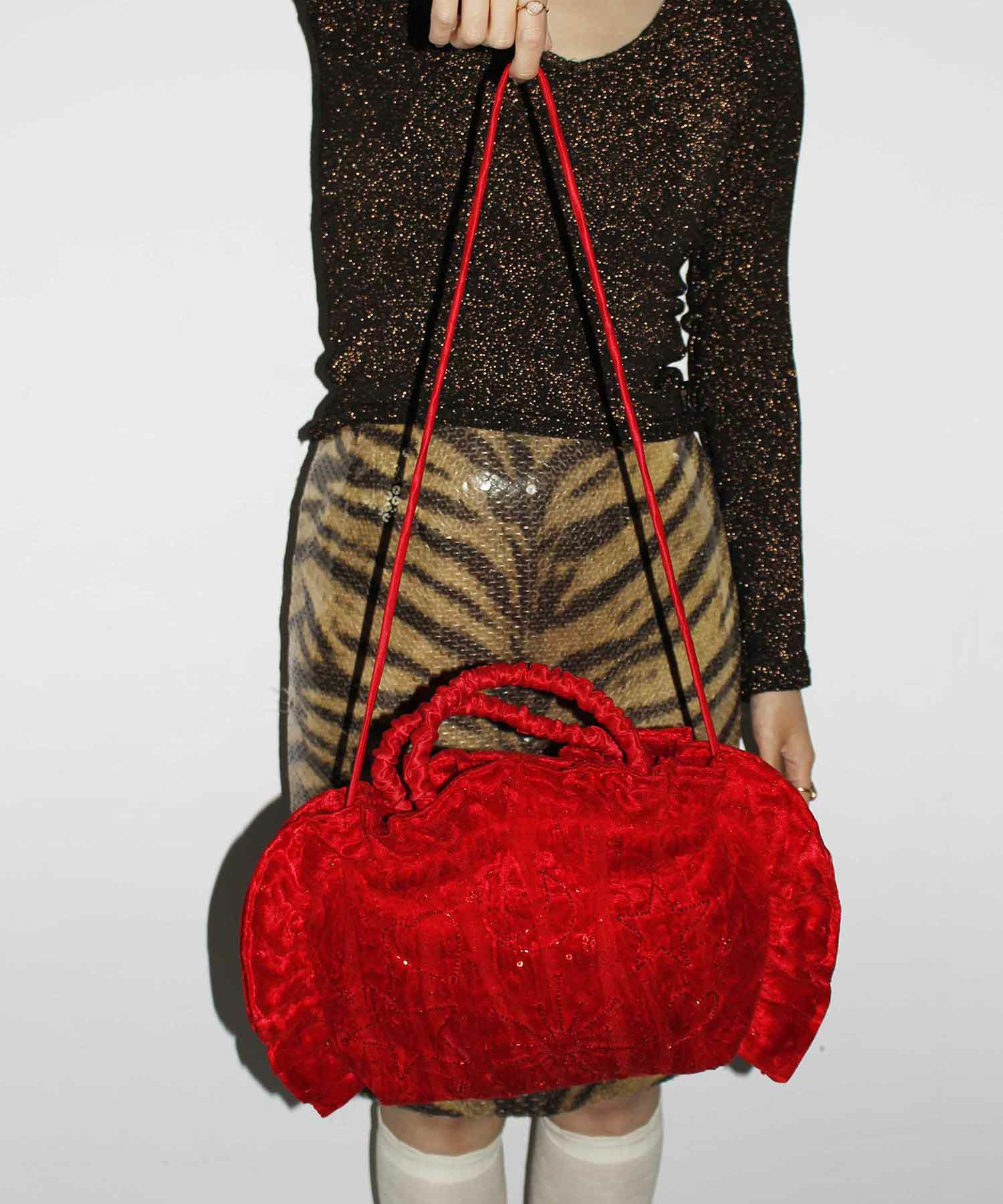 HEY! Mrs ROSE(ヘイ！ミセスローズ)Velvet Gyoza Bag | CASSELINI