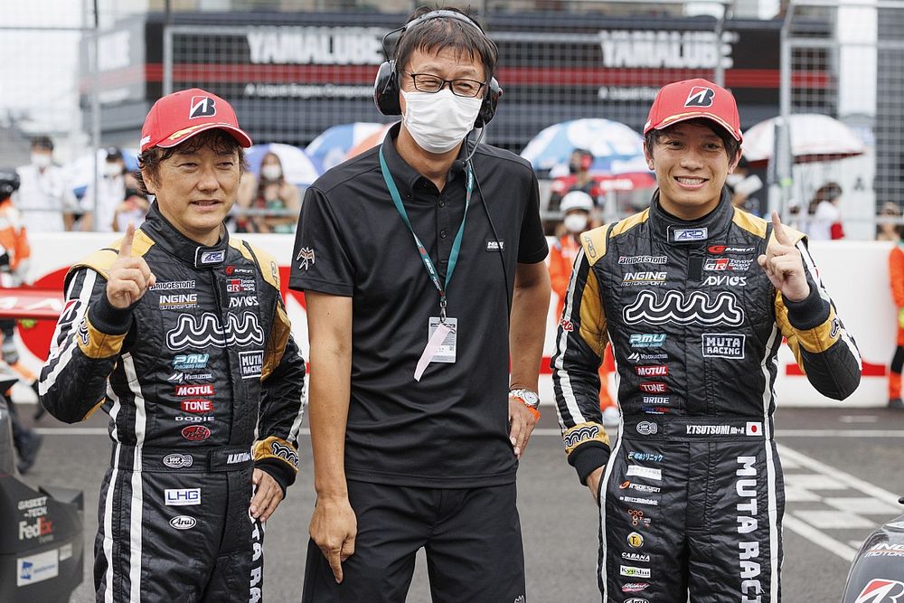 加藤寛規、天気を味方に掴んだ1勝に「言葉がない」。若手の堤をベタ