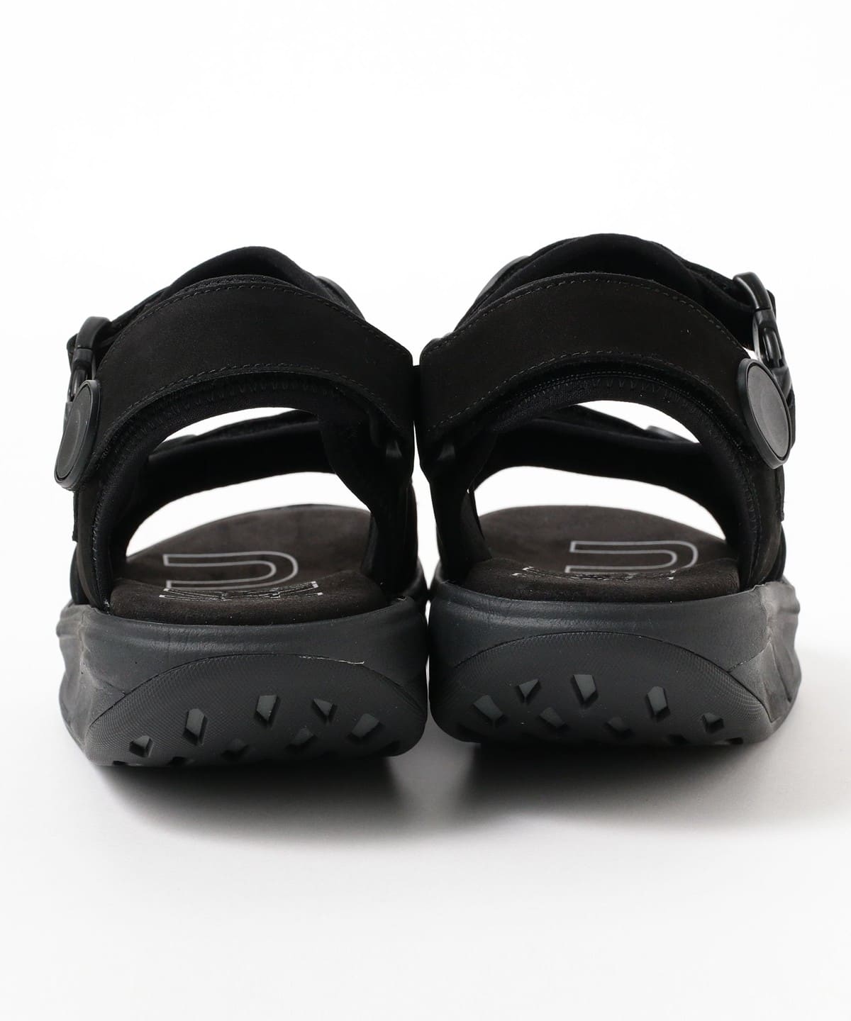 BEAMS（ビームス）MBT / KISUMU CLASSIC BLACK（シューズ サンダル