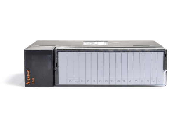 三菱 アナログ-デジタル変換ユニット A1S68AD (97年製) | 保守部品.com