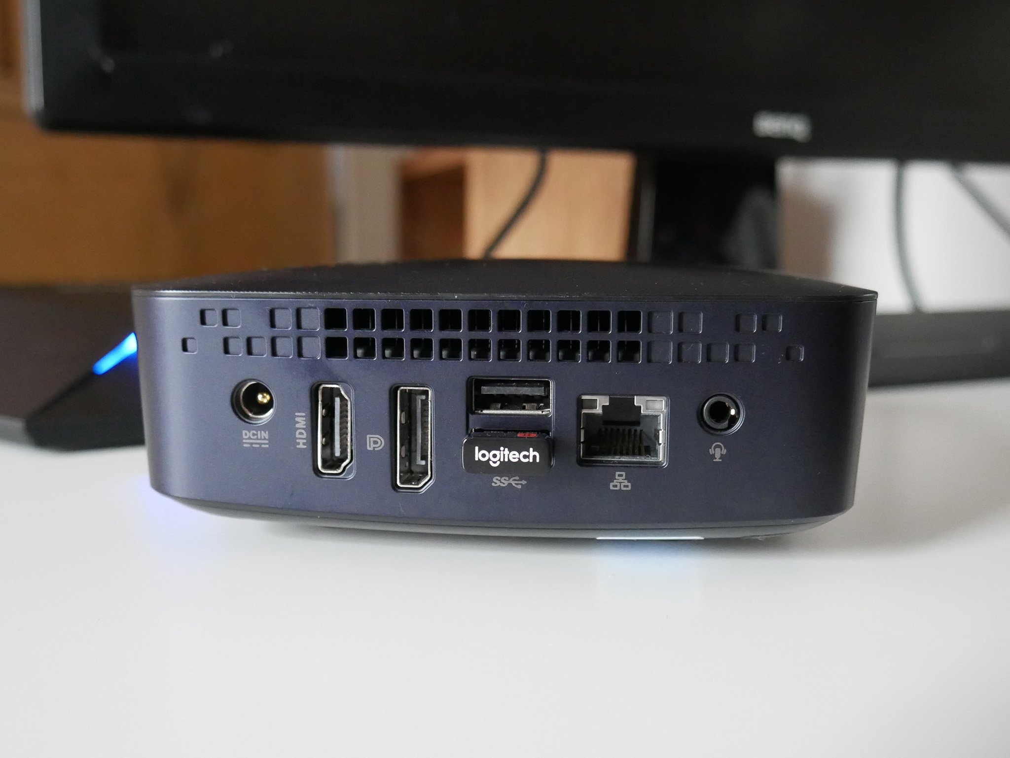 ASUS VivoMini UN65 review: This tiny PC packs a big punch