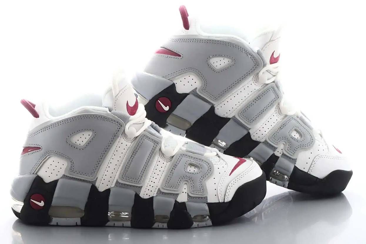 スニダンで購入可｜Nike WMNS Air More Uptempo 