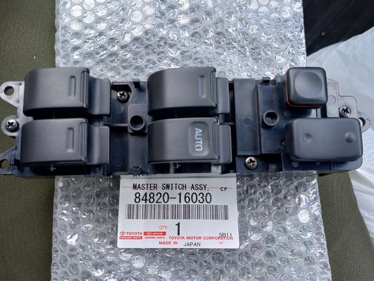 トヨタ(純正) パワーウィンドウスイッチ のパーツレビュー