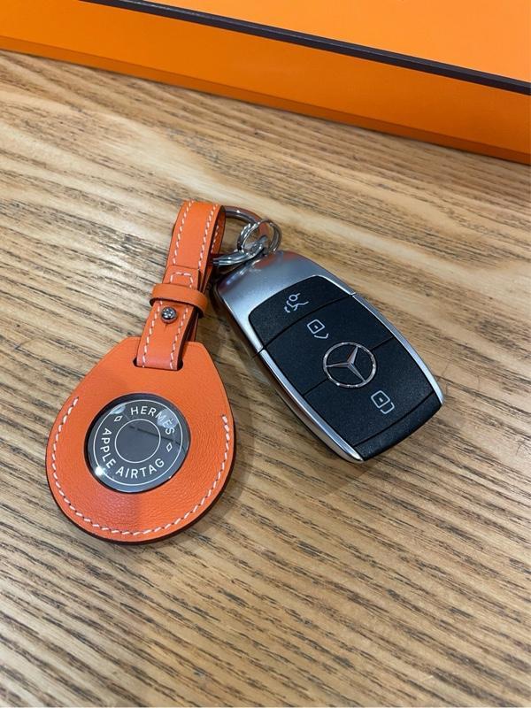 HERMES AirTag Hermès キーリング のパーツレビュー | GLBクラス
