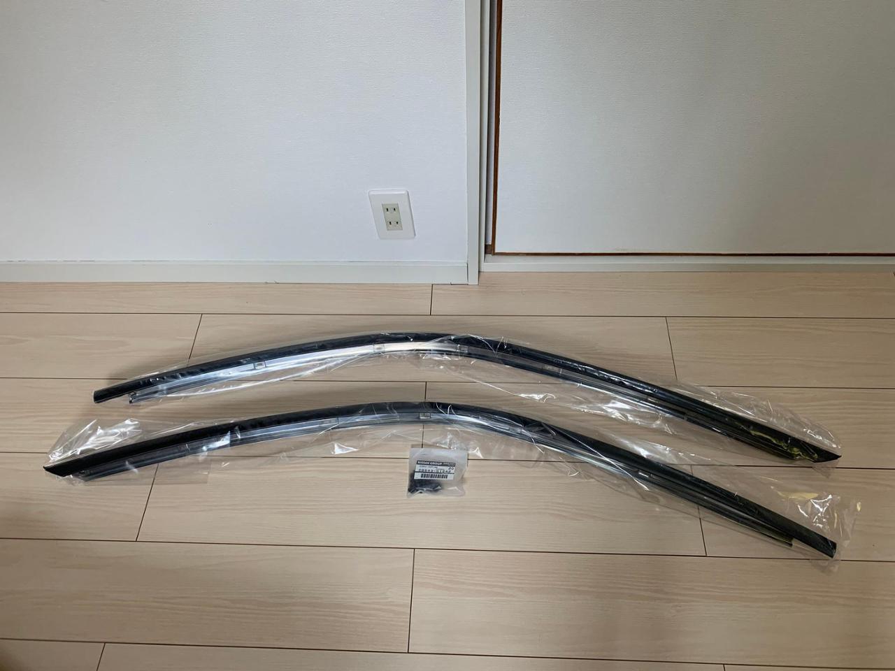 日産(純正) リテーナー ウエザーストリップ のパーツレビュー