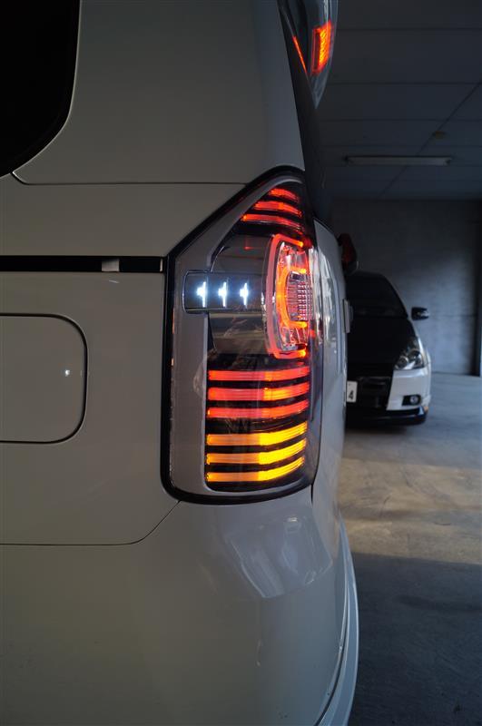 70 75ヴォクシー テールランプ 楽天市場】voxy 70（ブレーキ