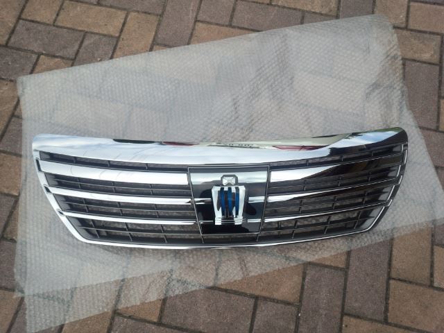 クラウン ハイブリット 後期 グリル 交換 （トヨタ クラウンロイヤル