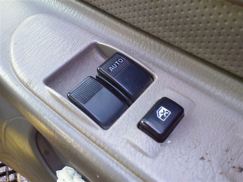 パワーウインドウのスイッチがさぁ～(￣▽￣)（マツダ タイタン）by