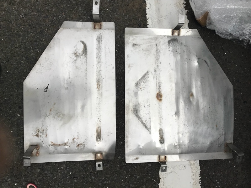 燃料タンクガード （トヨタ クラウンロイヤル・S180系）by gaku1223