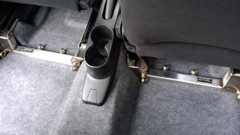 HPIフロアバー取り付け作業風景（スズキ アルトワークス・HA36S）by