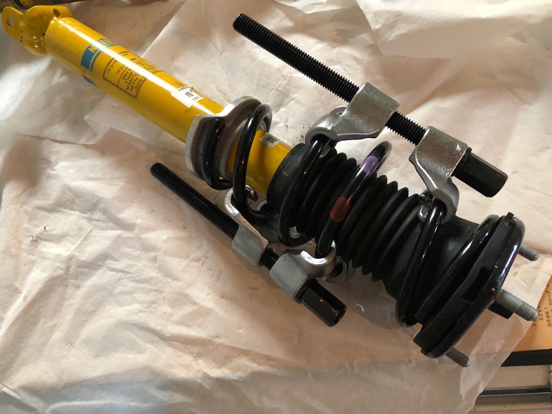 NR-A純正ビルシュタインCリング車高調整！（マツダ ロードスター・ND