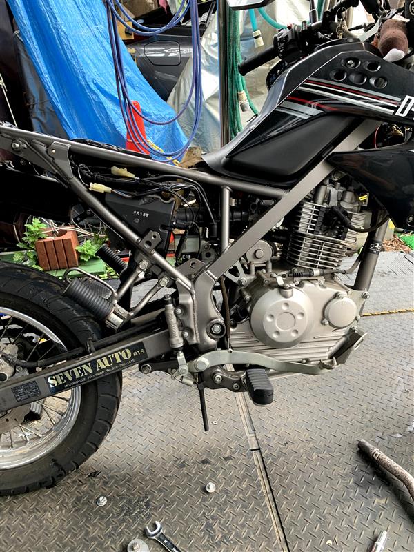 KLX140純正マフラー（カワサキ D-TRACKER125）by 毛呂呂軍曹