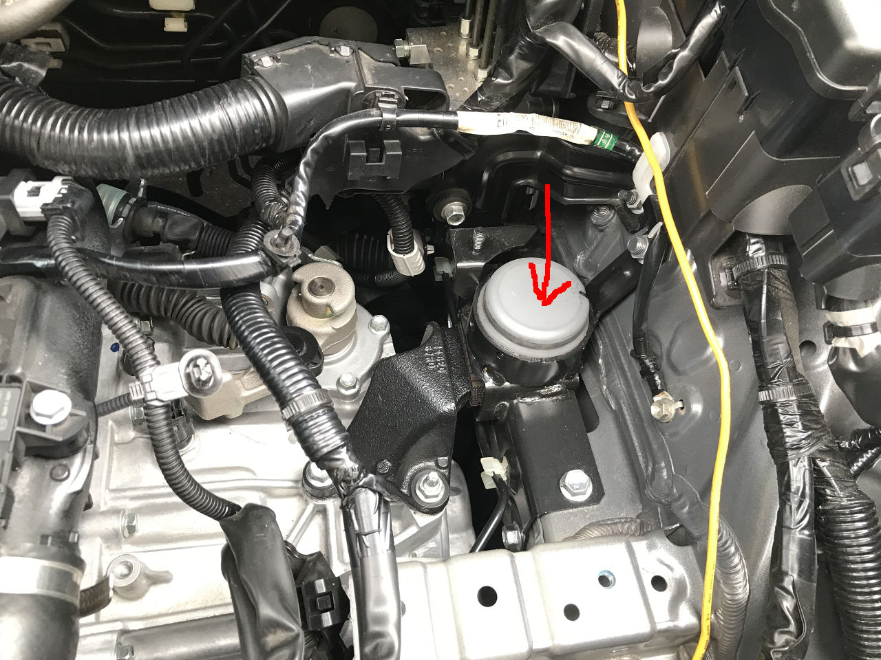 純正エンジンマウント不具合_その2_zc33s(6MT)スイスポ（スズキ