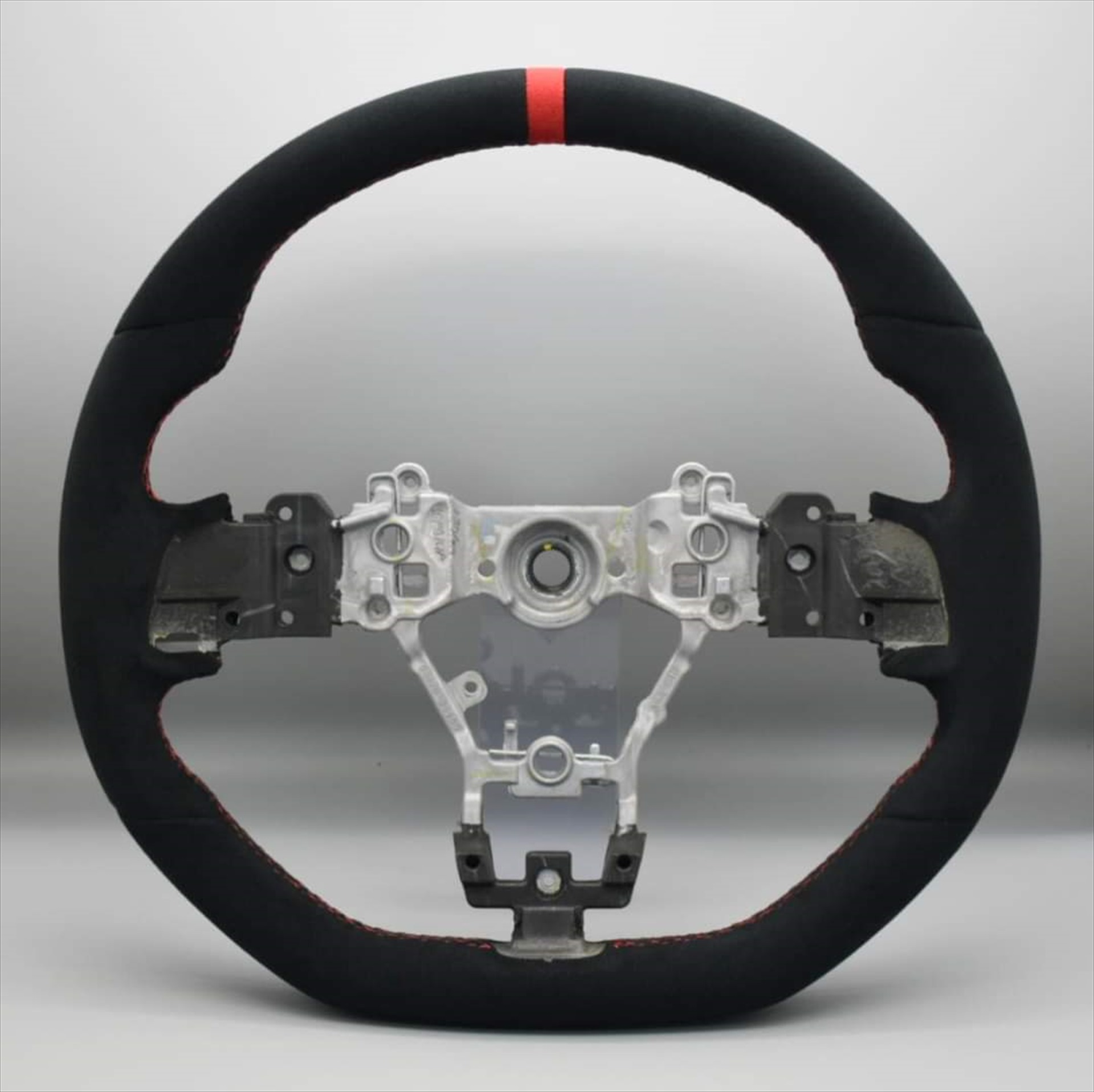 WRX ウルトラスエード®ステアリング交換 / 18,682km（スバル WRX STI