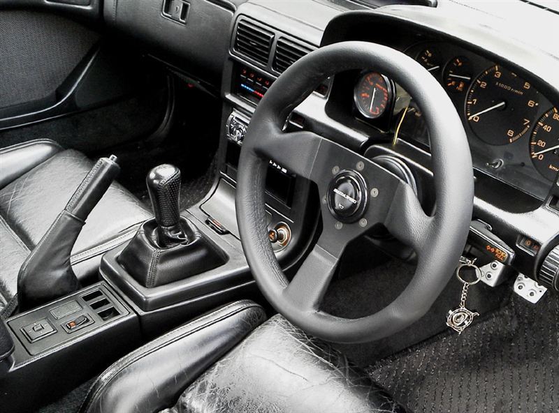 Montecarlo Steering Wheel momo(モモ)のステアリングの口コミ・パーツ