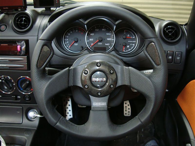 JET (320mm) momo(モモ)のステアリングの口コミ・パーツレビュー