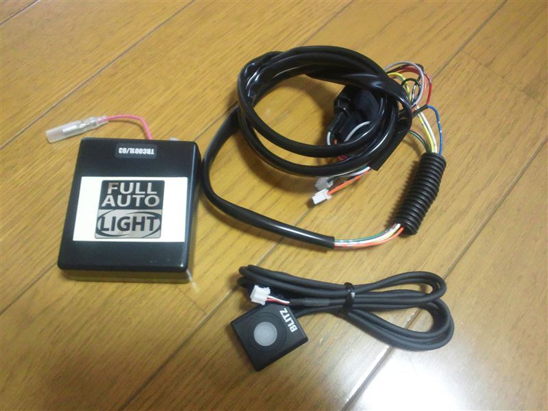 THROTTLE CONTROLLER FULL AUTO LIGHT BLITZ(ブリッツ)のスロットル