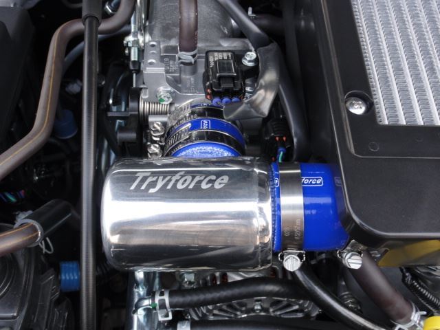 ブローオフバルブアダプター付きファンネルスロットルチャンバー