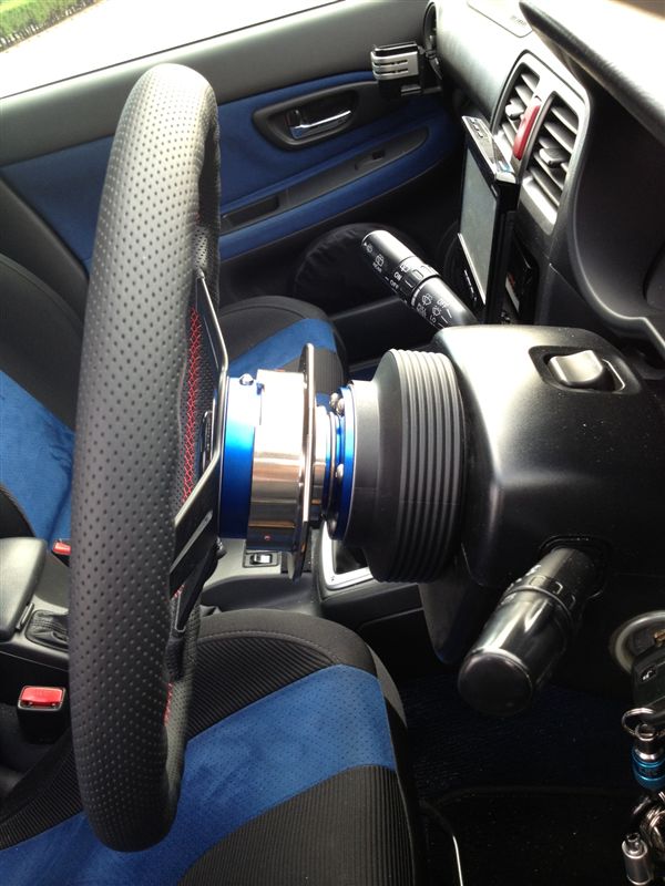 Works Bell ラフィックス専用ショートボスキット のパーツレビュー