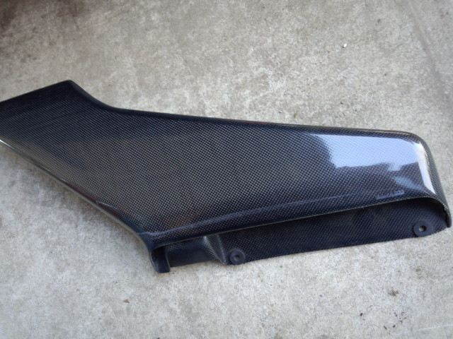 Kansai SERVICE カーボンエアインテークダクト のパーツレビュー