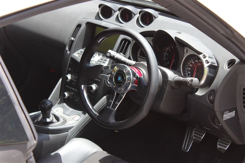 NARDI 75th anniversary Line NARDI 4(FOUR) METAL ブラックレザー/POL