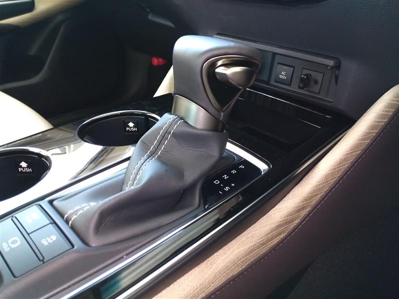 Grazio&Co. レクサスES シフトノブ スタンダード のパーツレビュー