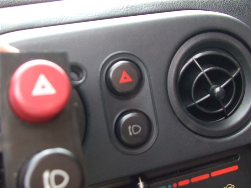 ユーノス na8c用 リトラ・ハザードスイッチ のパーツレビュー