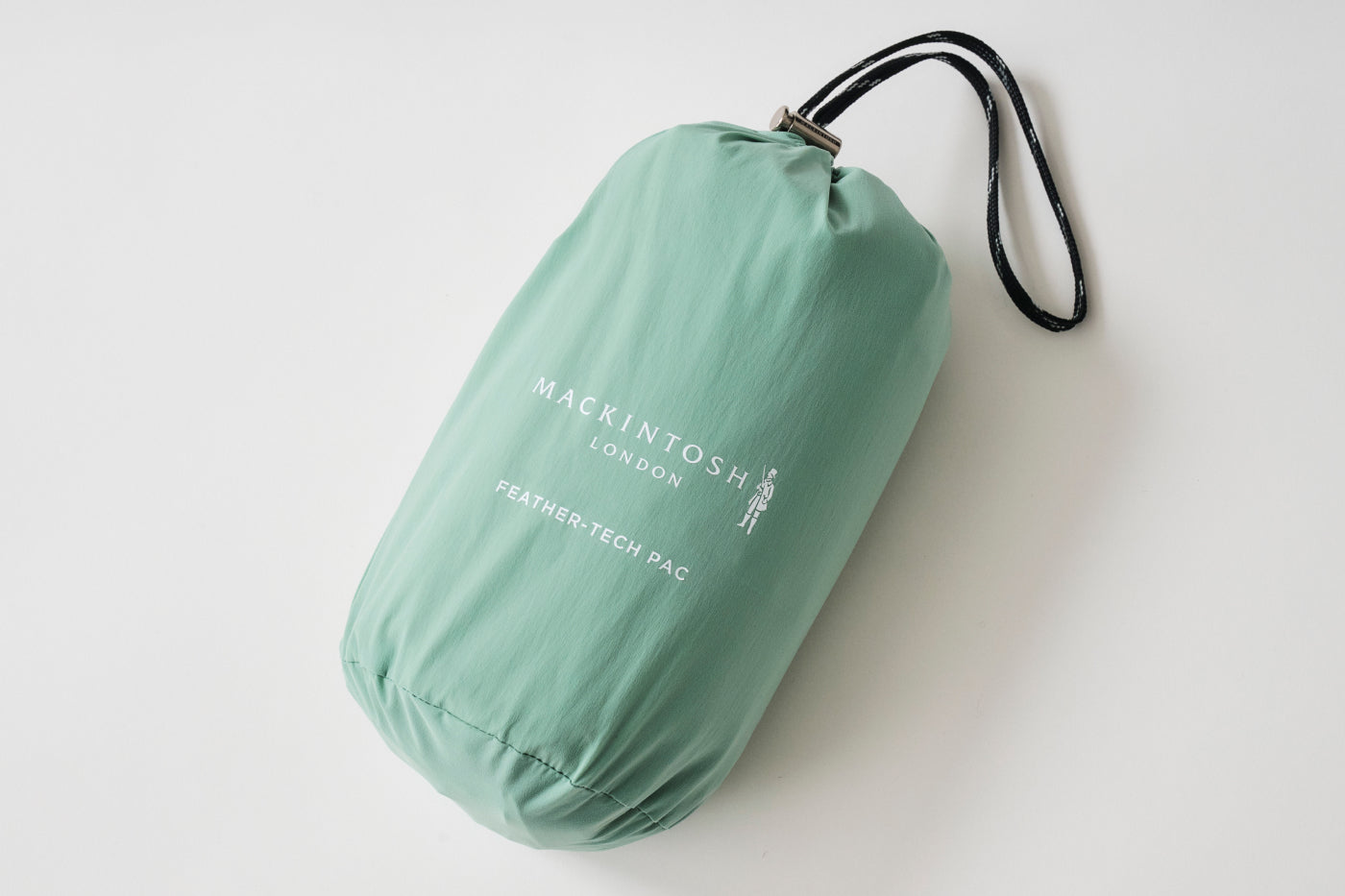 MACKINTOSH LONDON MEN｜ Gentlemen's Essentials ＃09 梅雨に最強