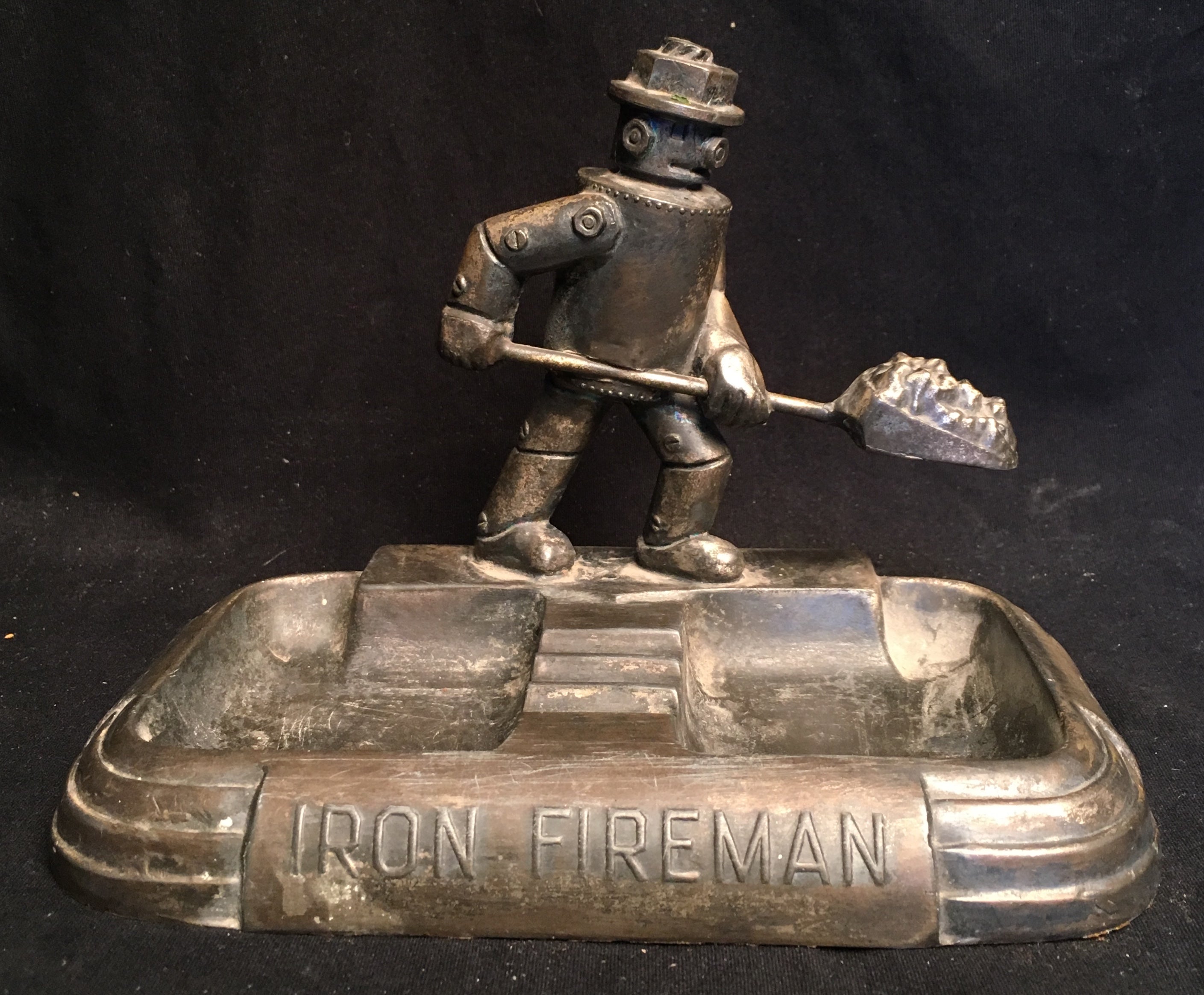 IRON FIREMAN アイロン ファイアーマン ビンテージ 灰皿 1940's IRON